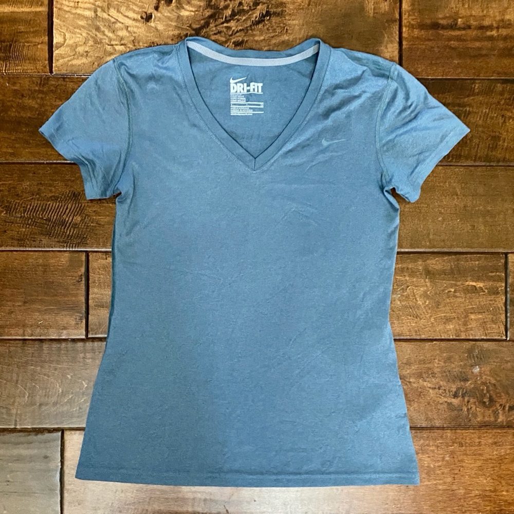 Nike Dri-FIT Tee, Women’s Small, Blue/Gray